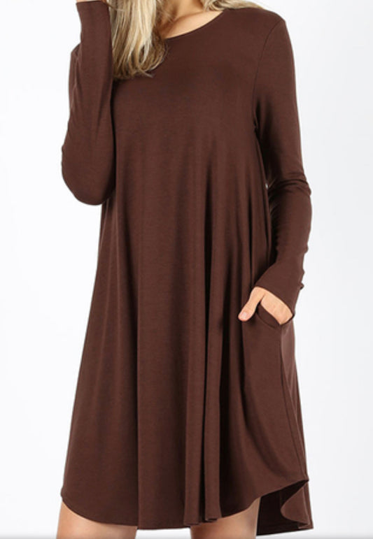 LONG SLEEVE FLARE DRESS WITH POCKETS Brown