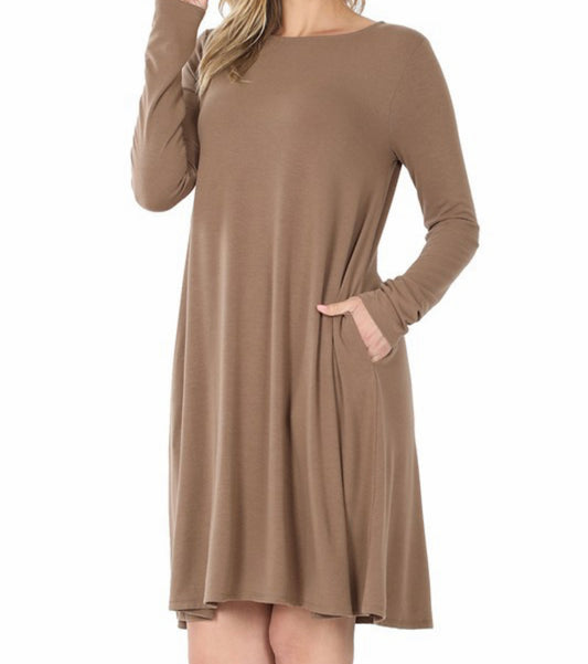 LONG SLEEVE FLARE DRESS WITH POCKETS Mocha