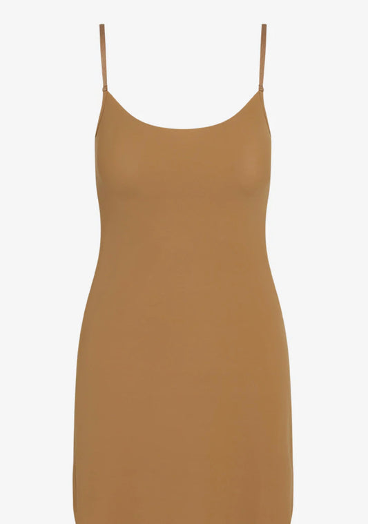 Spaghetti Strap Stretch Camisole Tank Top Extra Long (Mocha)