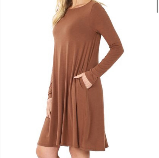 LONG SLEEVE FLARE DRESS WITH POCKETS  light brown